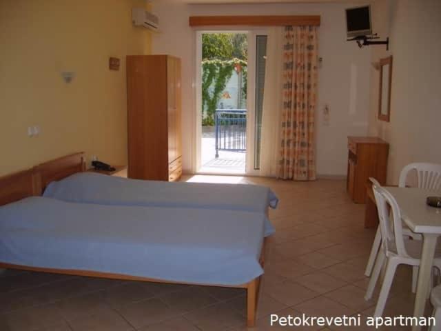Studios Maria Потос Екстер'єр фото