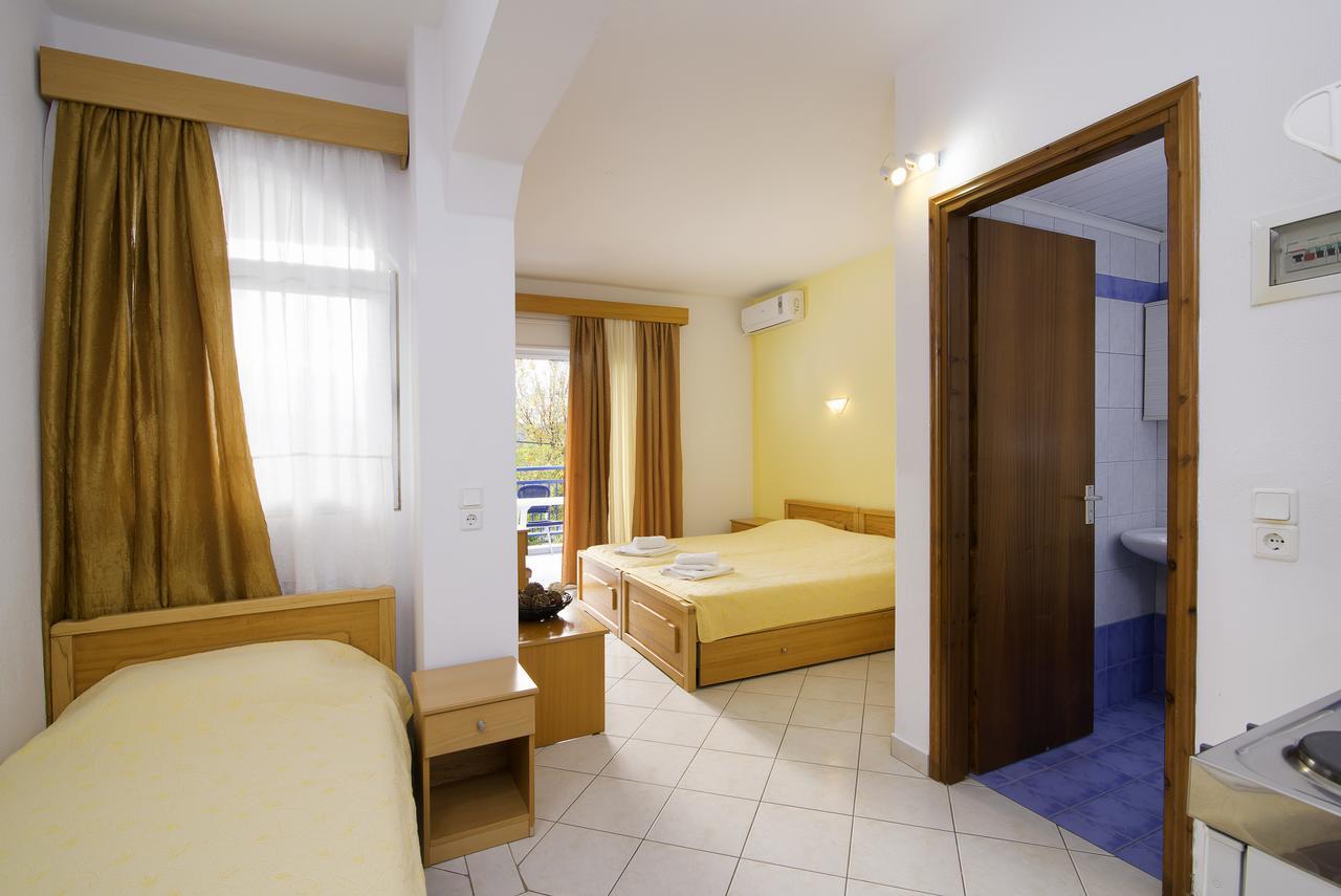 Studios Maria Потос Екстер'єр фото