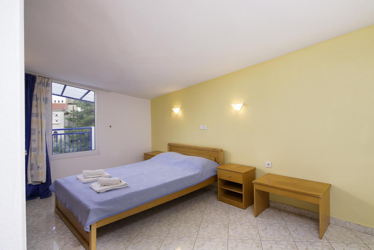 Studios Maria Потос Екстер'єр фото