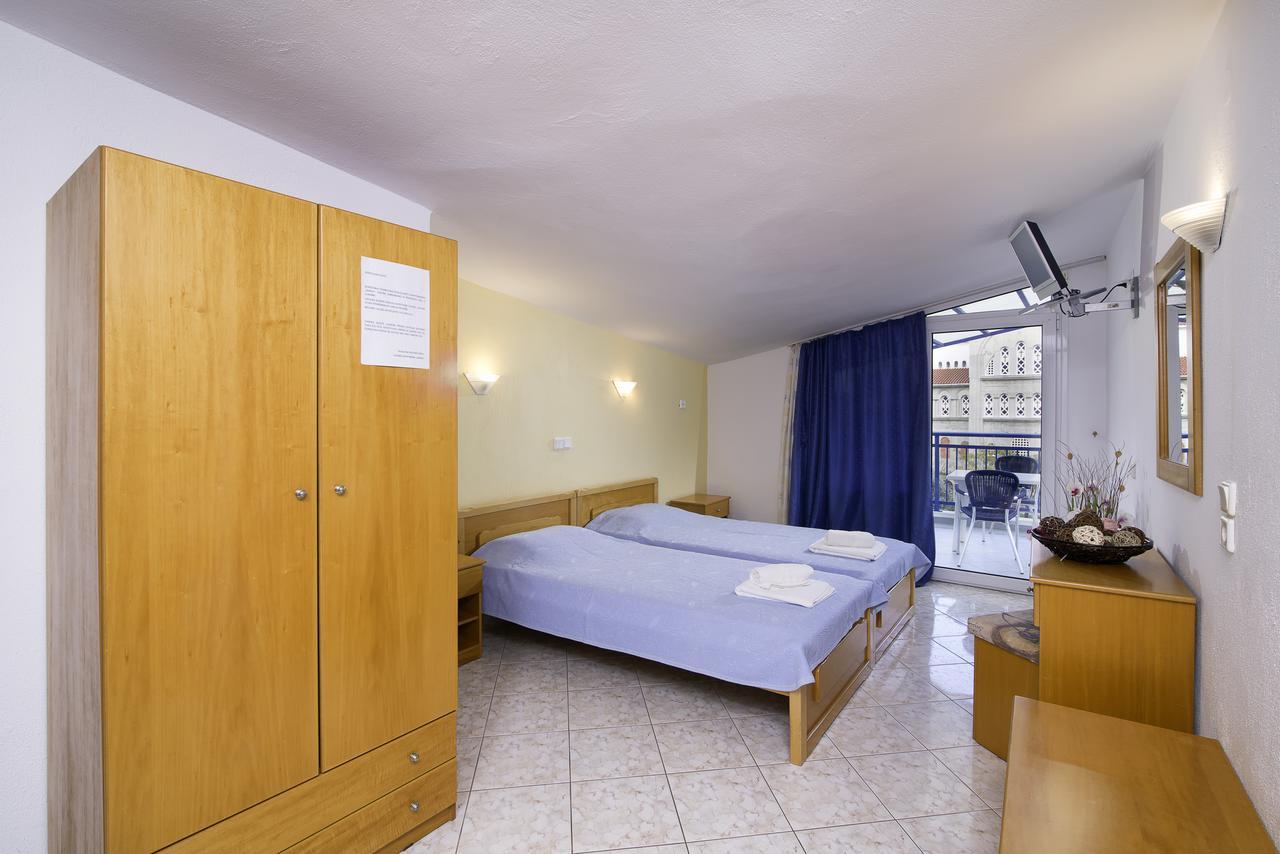 Studios Maria Потос Екстер'єр фото